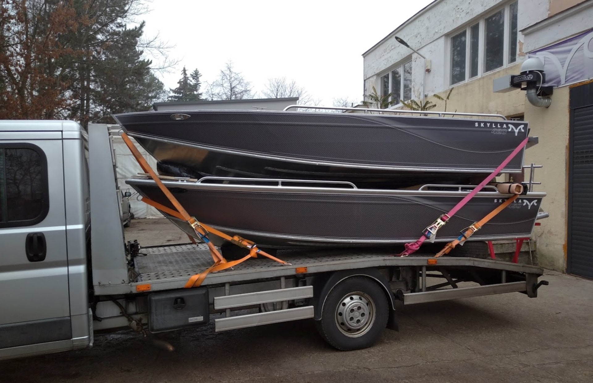 Transport Lodzi Niemiec Na Lawecie Do Radomia Min